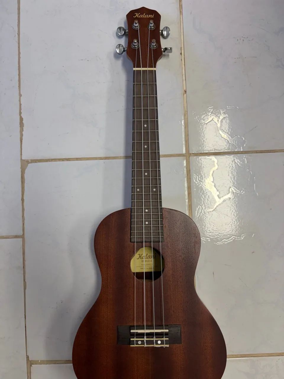 Ukuleles à venda. - Foto 5