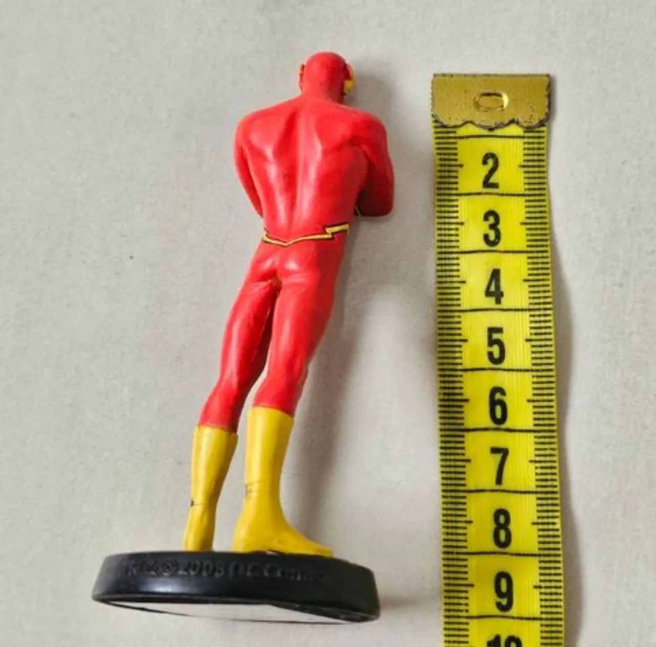 Miniatura Flash da coleção DC Comics | eaglemoss - Foto 5