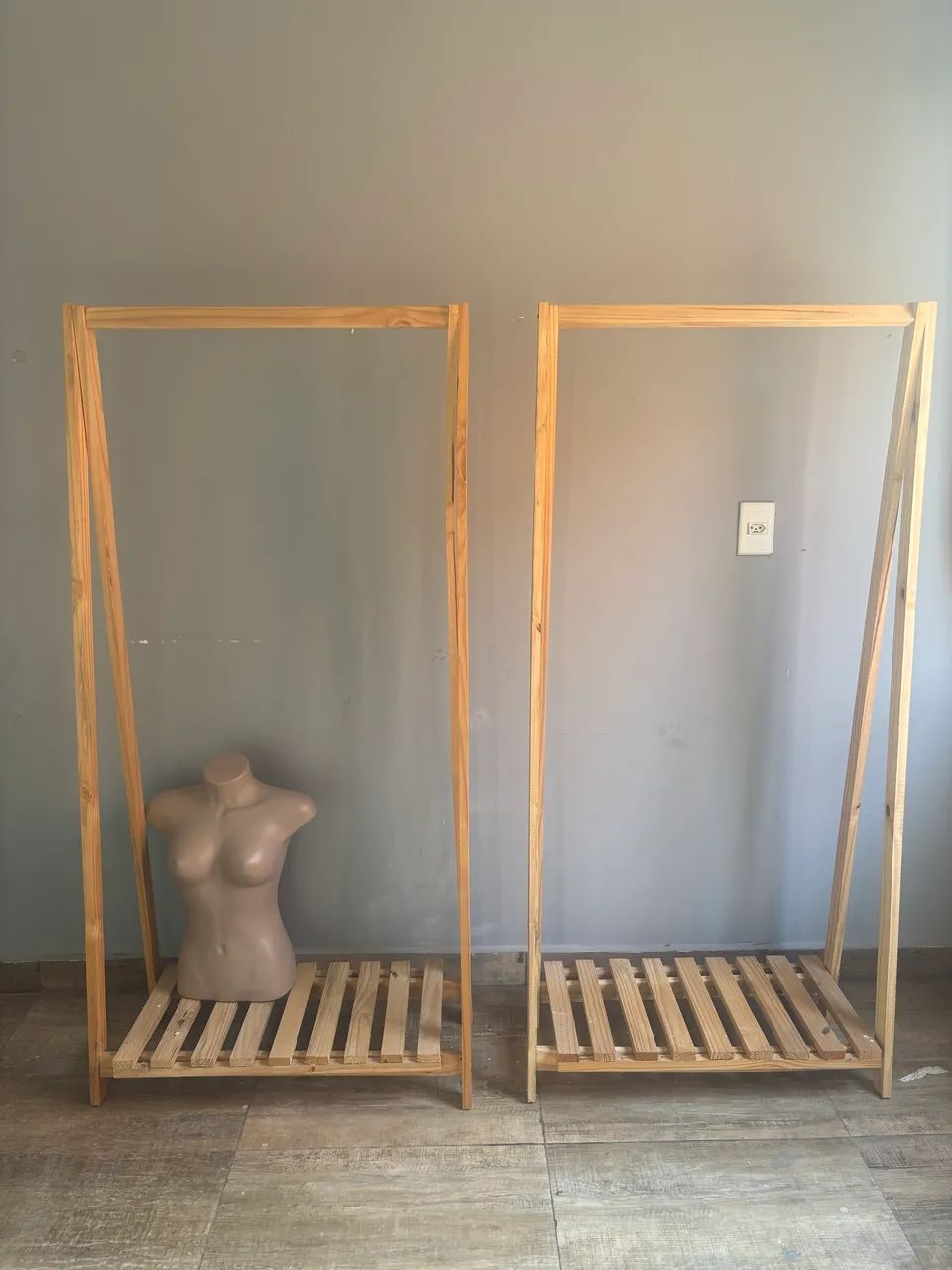 2 araras, 1 busto  - Foto 2