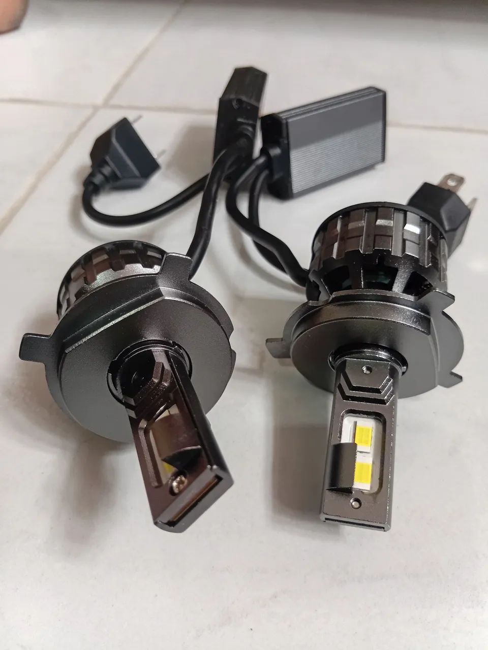 Lanpada de led h4 para carro 