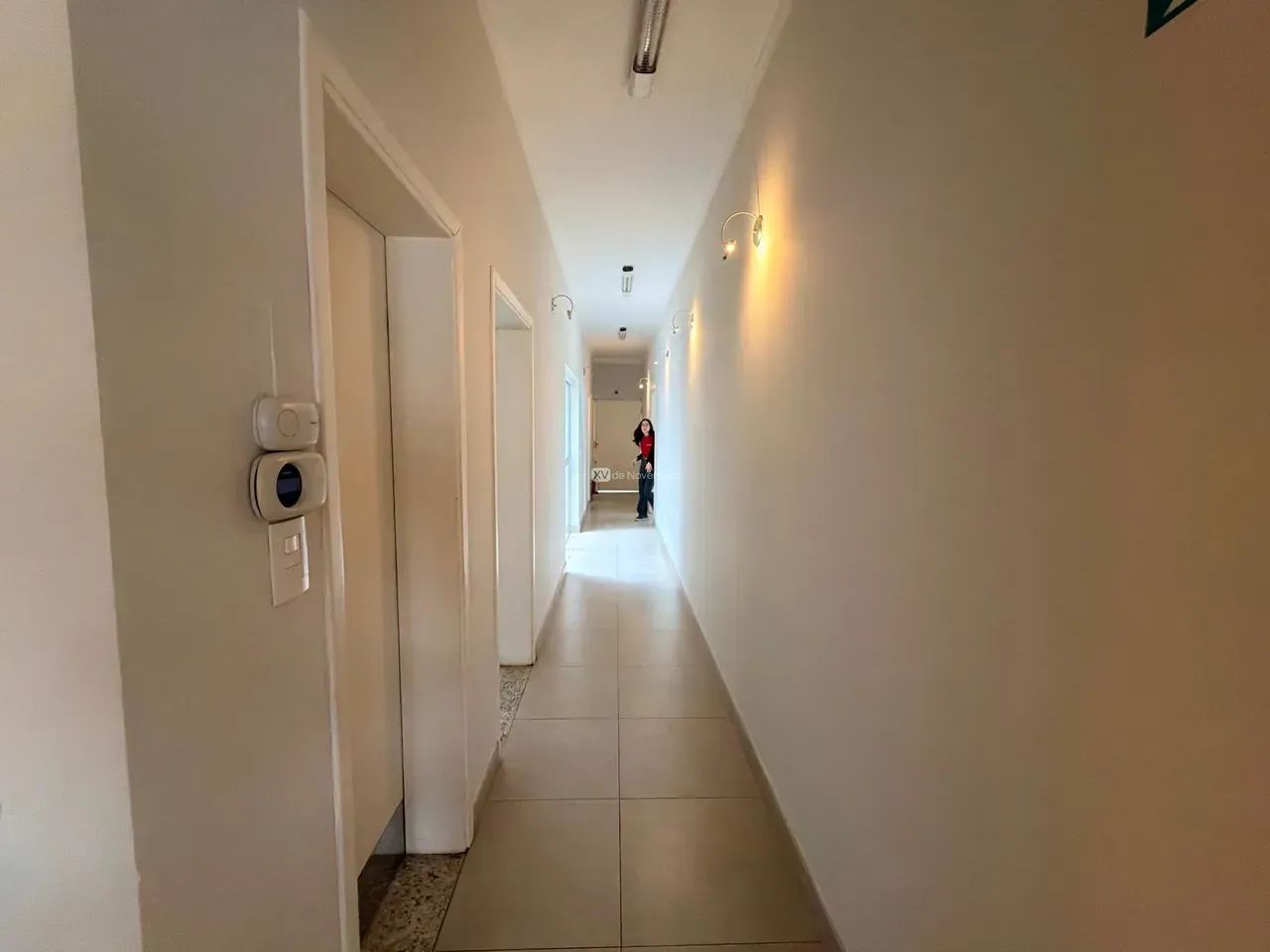 Sala comercial para alugar no Jardim Santo Andre | 2 banheiros e 1 vaga - Foto 2