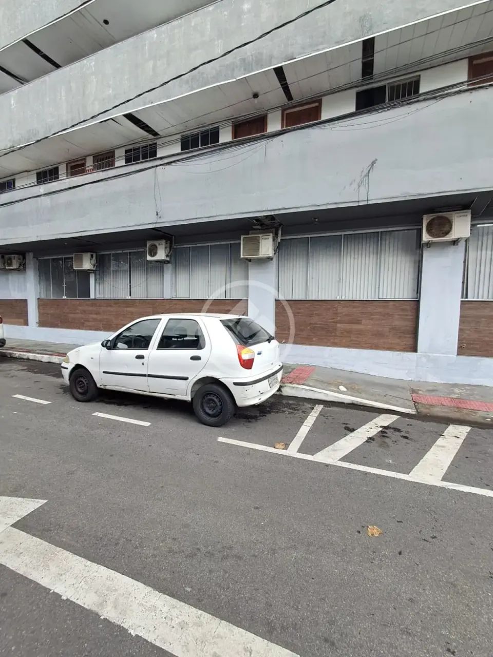Alugo loja de 250m em Vitoria toda mobiliada, só levar os funcionarios codigo: 361538 - Foto 3
