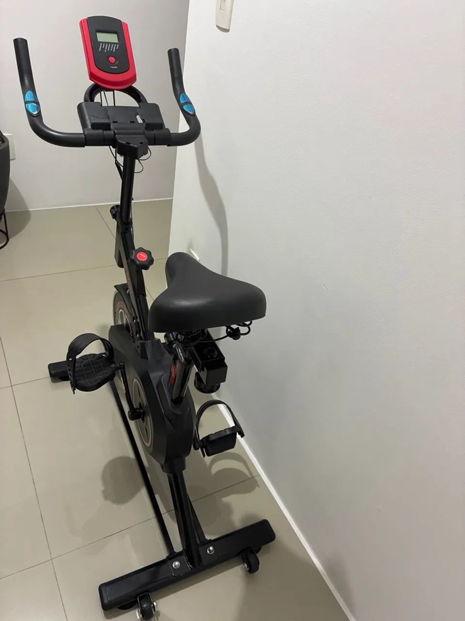 Vendo Bicicleta Ergométrica - Foto 2