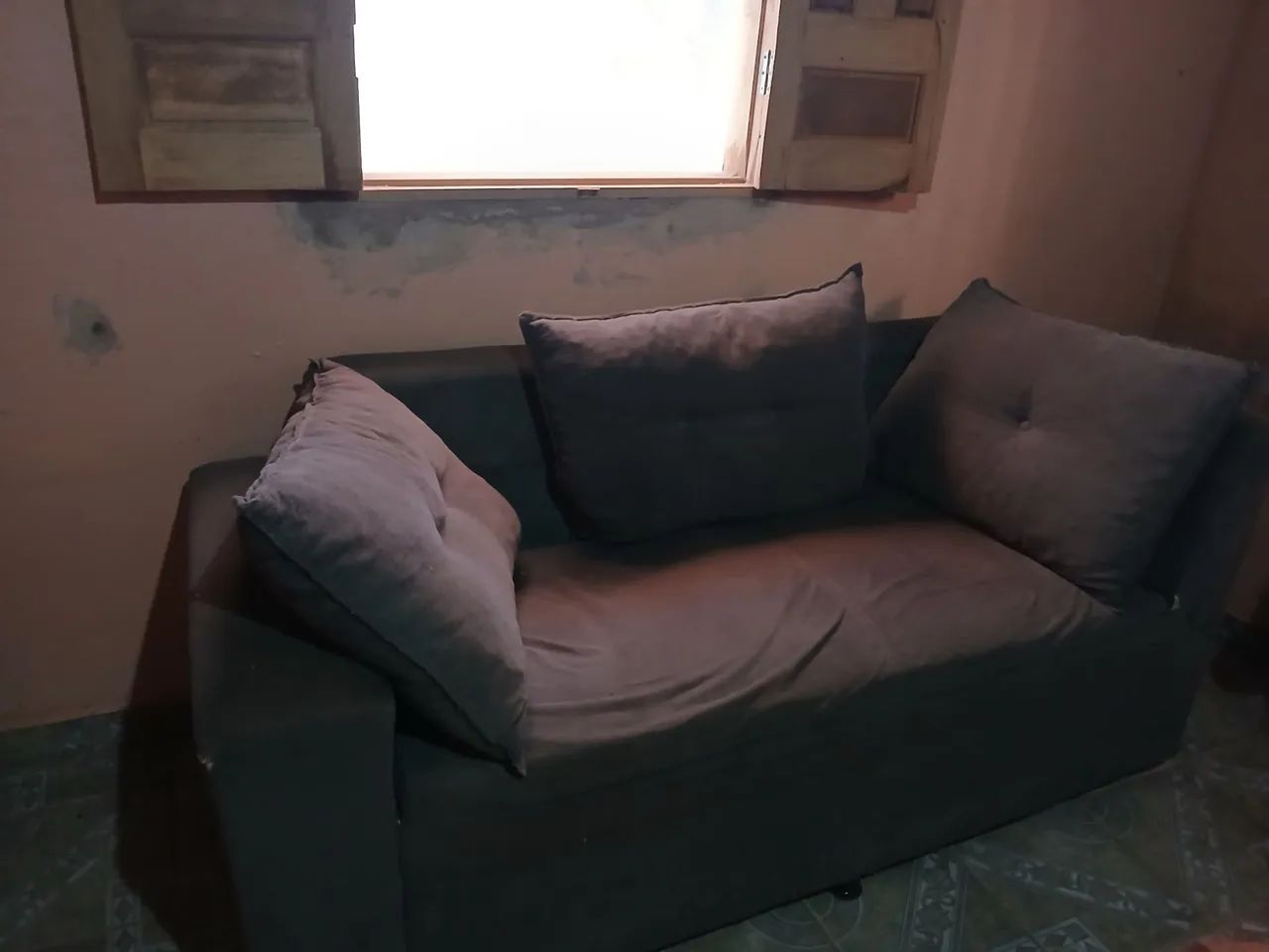 Vende-se se esse sofá  - Foto 2