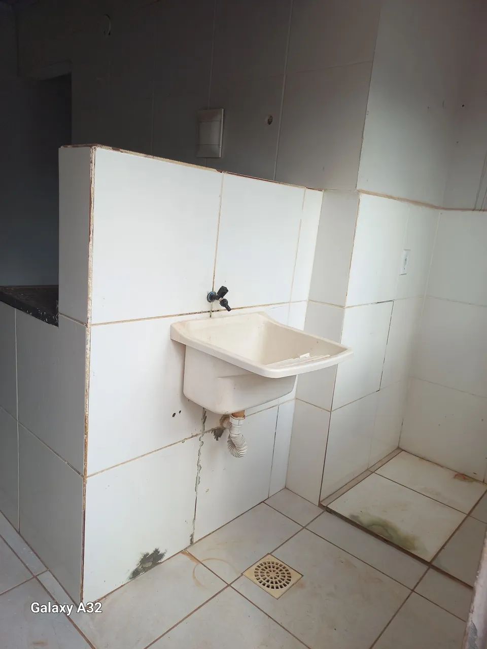 Lote com 4 casas separadas e independentes  - Foto 5