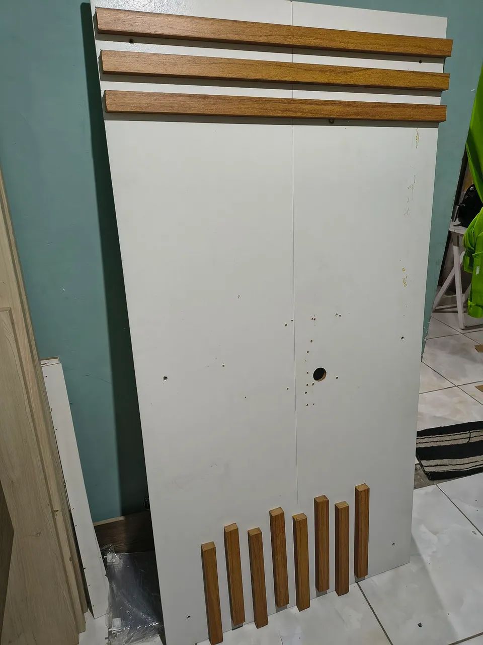 TV Panel452149571277312000