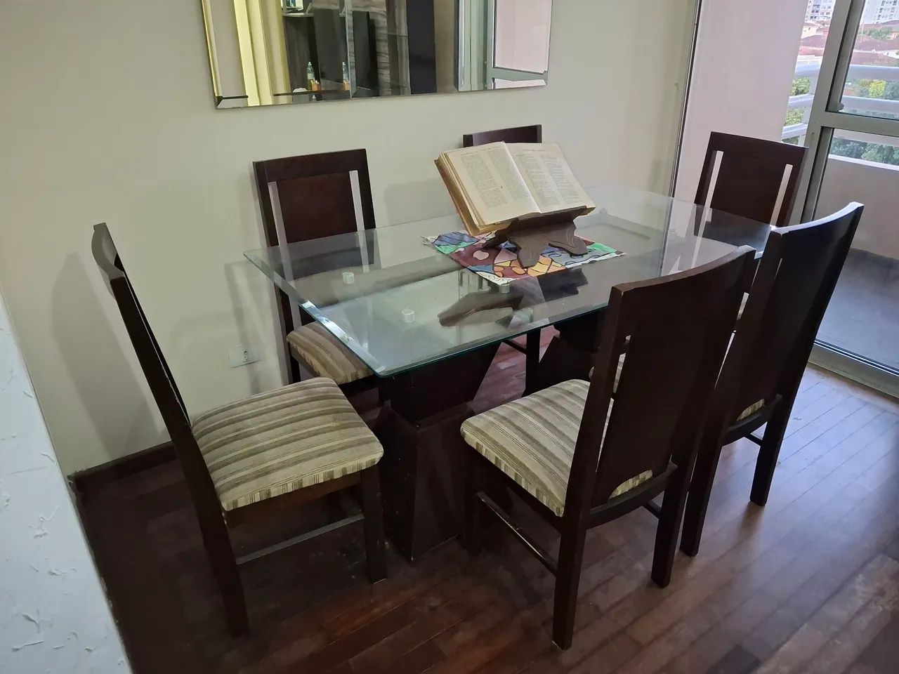 Mesa de vidro + 06 cadeiras - Foto 4
