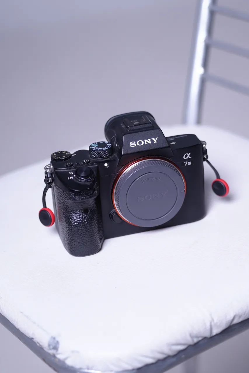 Sony A7 III + lente viltrox 50mm e 20mm