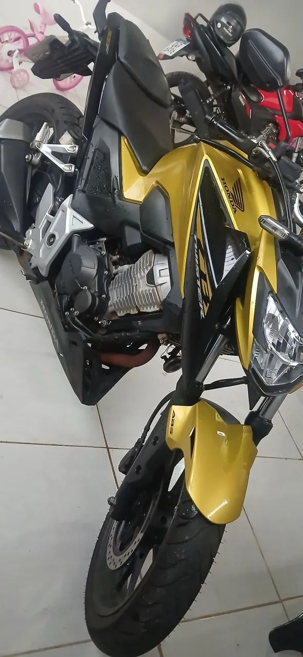Cb 300f flex dourada. - Foto 2
