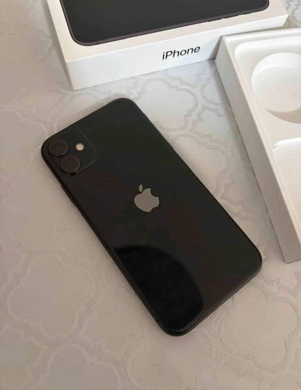 iPhone 11 - 64 gigas  - Foto 2