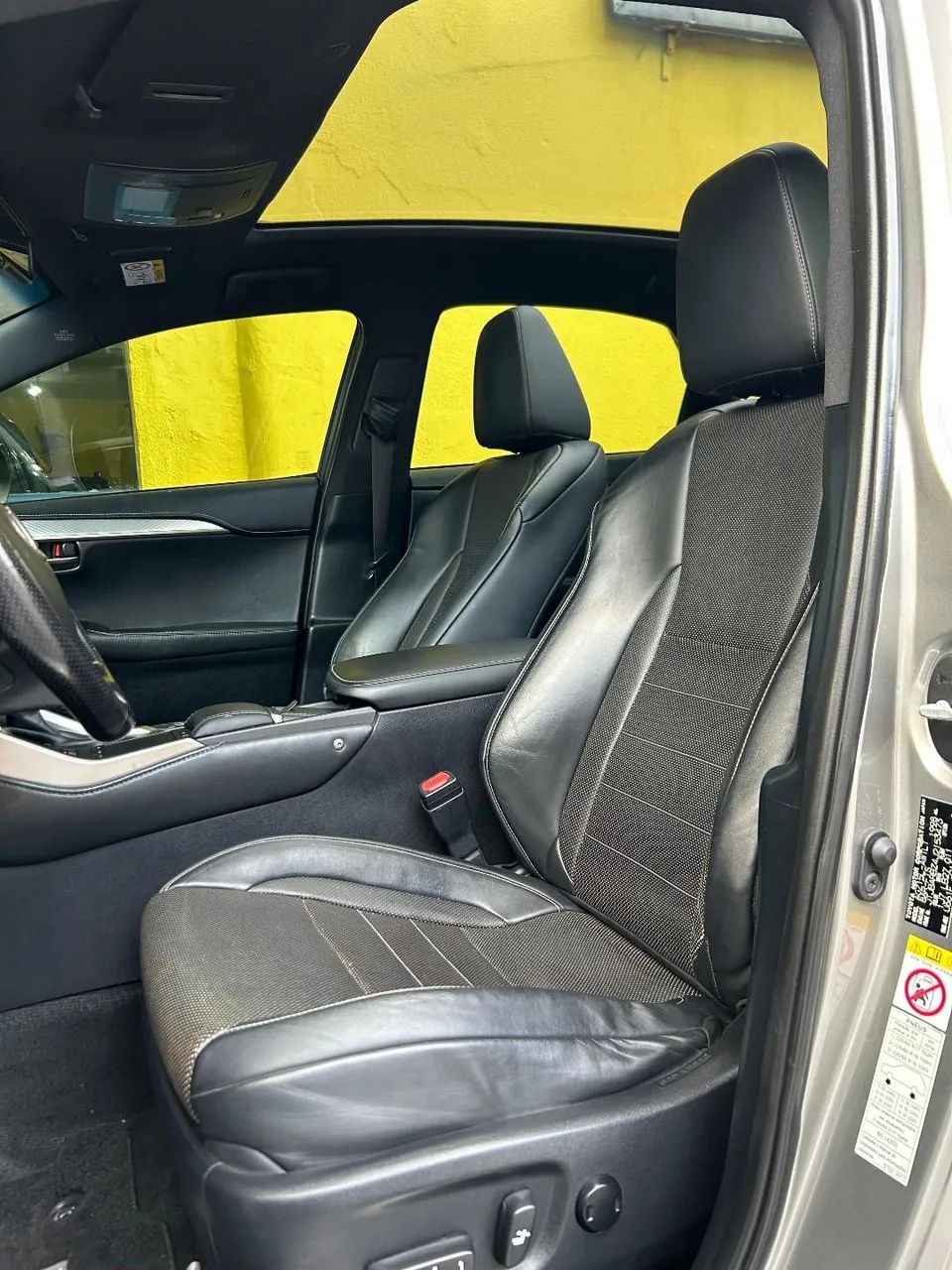 Lexus NX-200t F-sport 2.0 16V 238cv Aut., foto 11 de 13