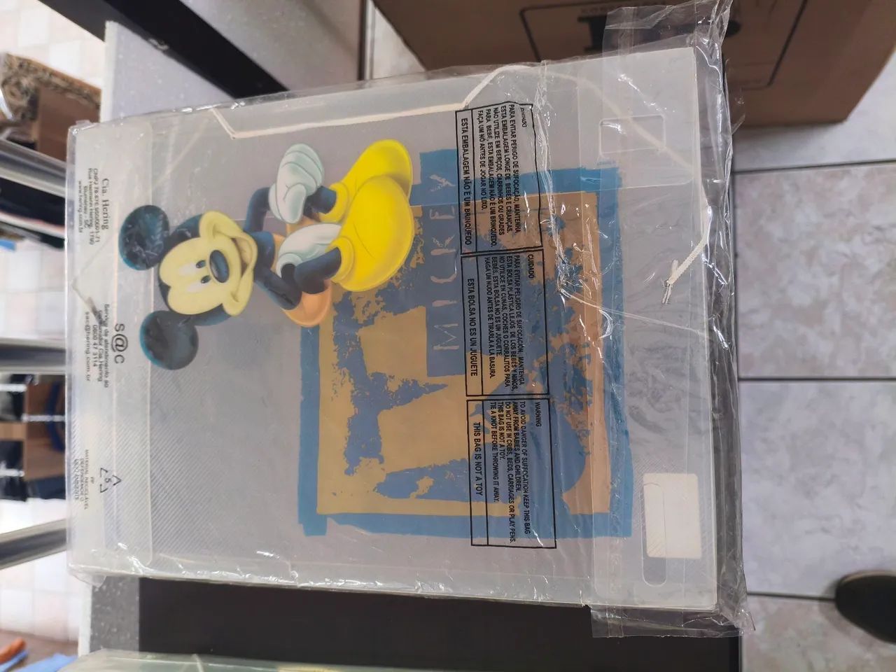 Pasta plástica com elástico Mickey 