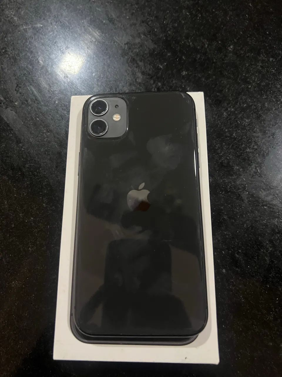 VENDO IPHONE 11 PRETO 64 GB