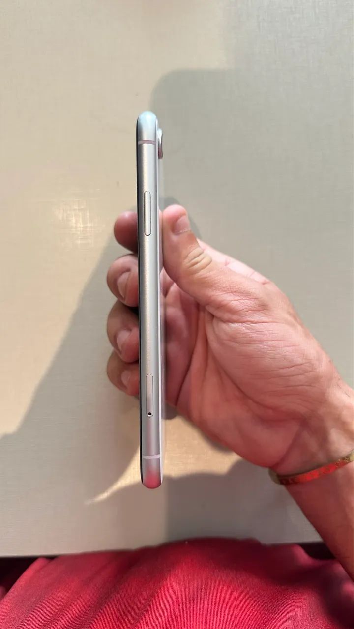 iPhone XR branco - Foto 4