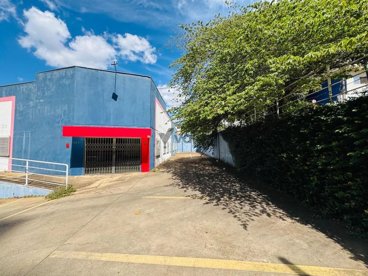 Salão à venda e para alugar em Campinas, Mansões Santo Antônio, com 519 m² - Foto 2