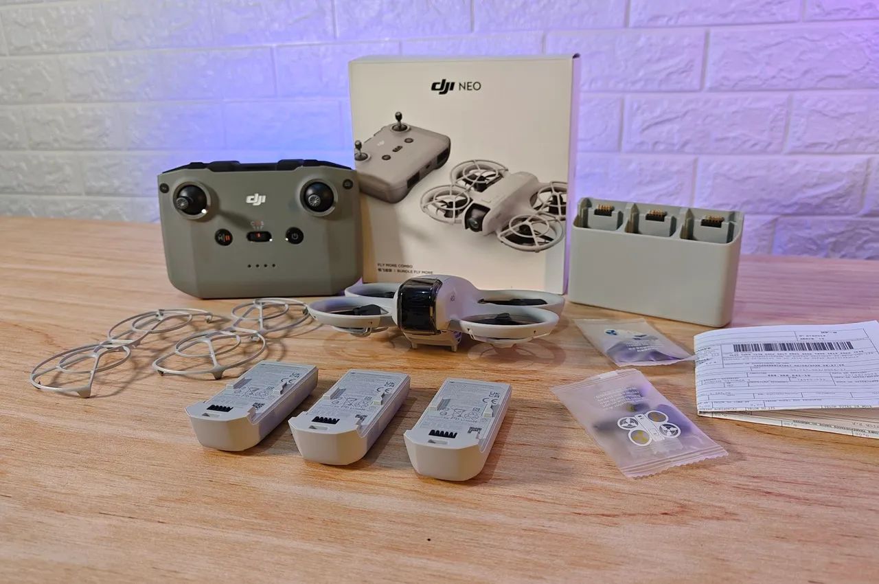 Drone DJI Neo Fly More COMBO - Garantia até 06/2026 - Completo C/ Nota Fiscal - impecável  - Foto 2