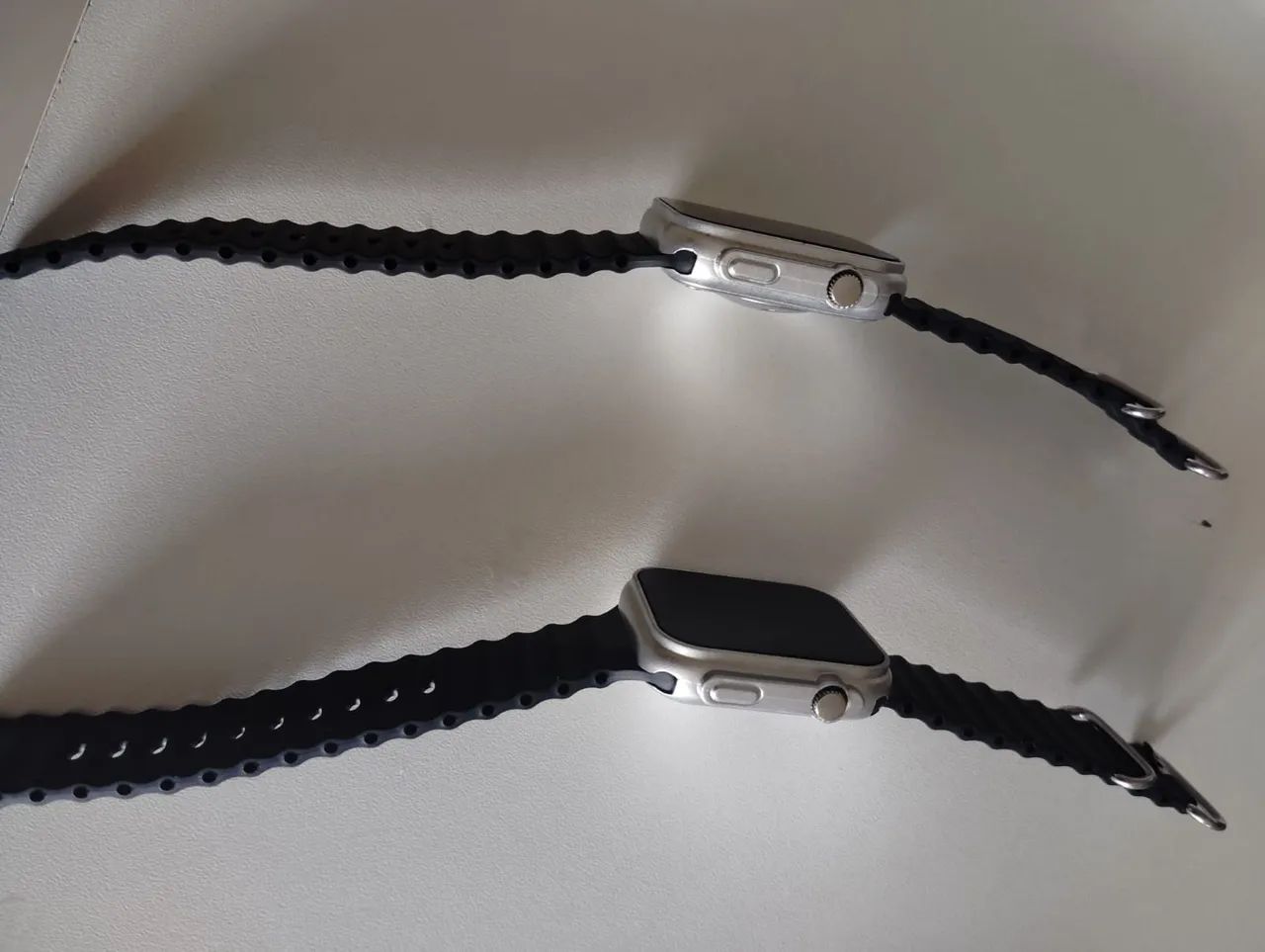 2 smartwatches estilo Ultra com caixa prateada - Foto 2