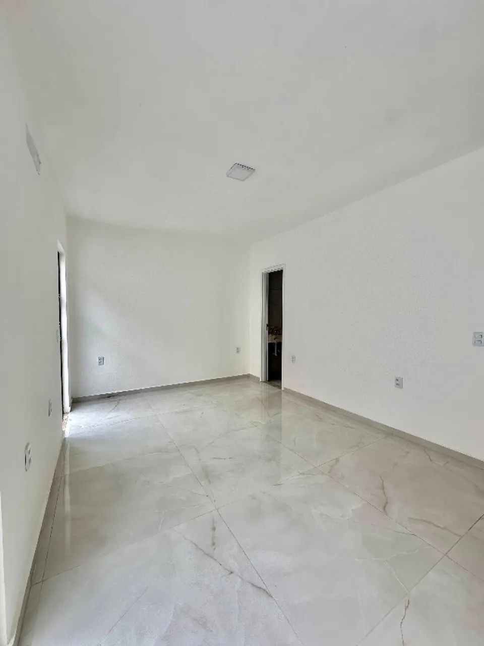 Casa com quatro dormitórios sendo dois suítes no Eusébio - 134m²  - Foto 5