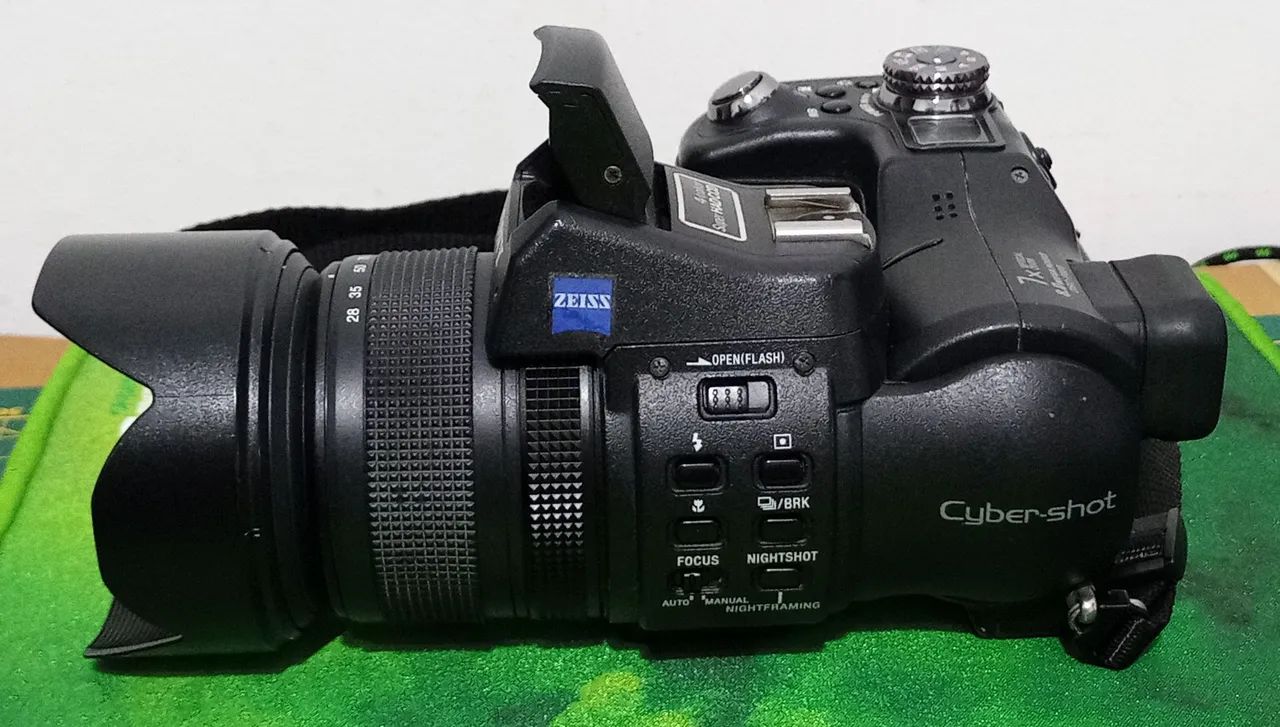 CÂMERA FOTOGRÁFICA DIGITAL SONY F828 - Foto 3
