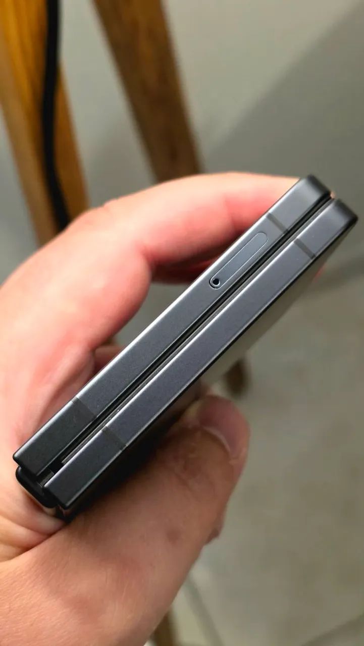 Z Flip 7 - 512gb - impecável - Foto 4