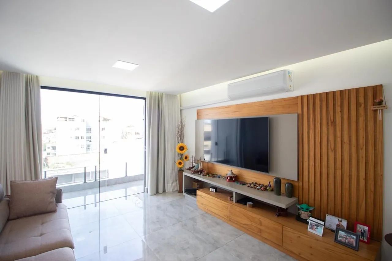 Casa à Venda - Nacional, 3 Quartos, 184 m2 - Foto 2