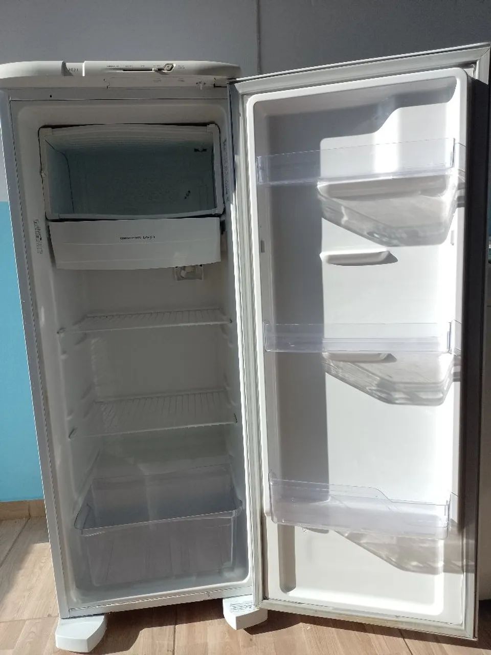 Geladeira Eletrolux  - Foto 2