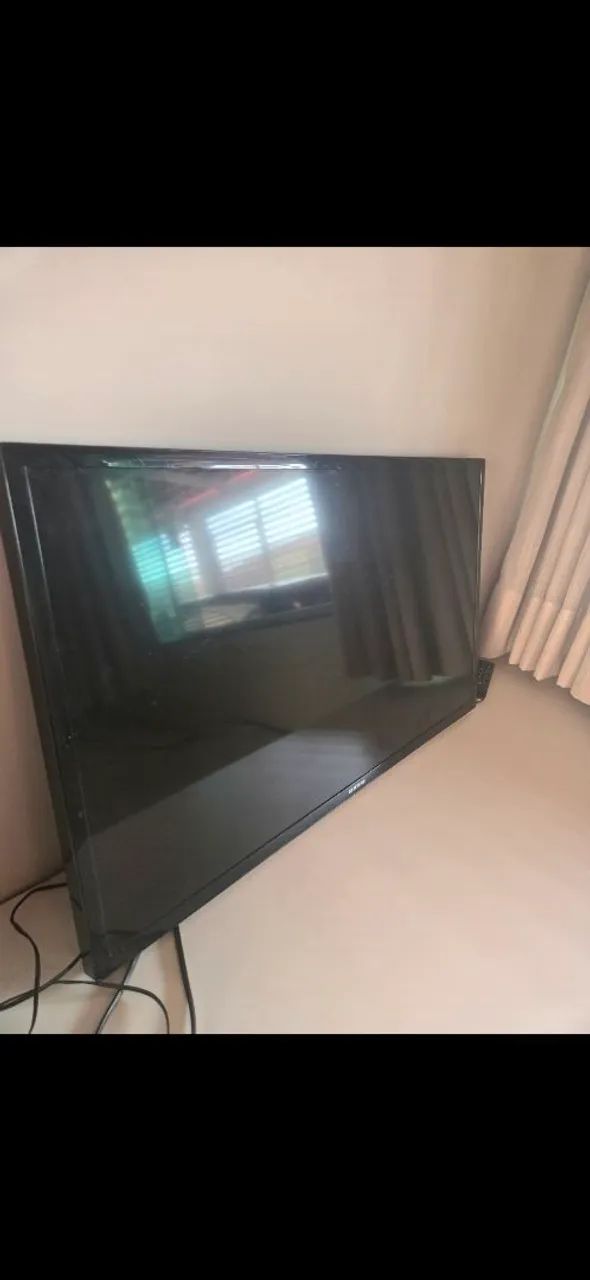 2 televisões NÃO SÃO SMART