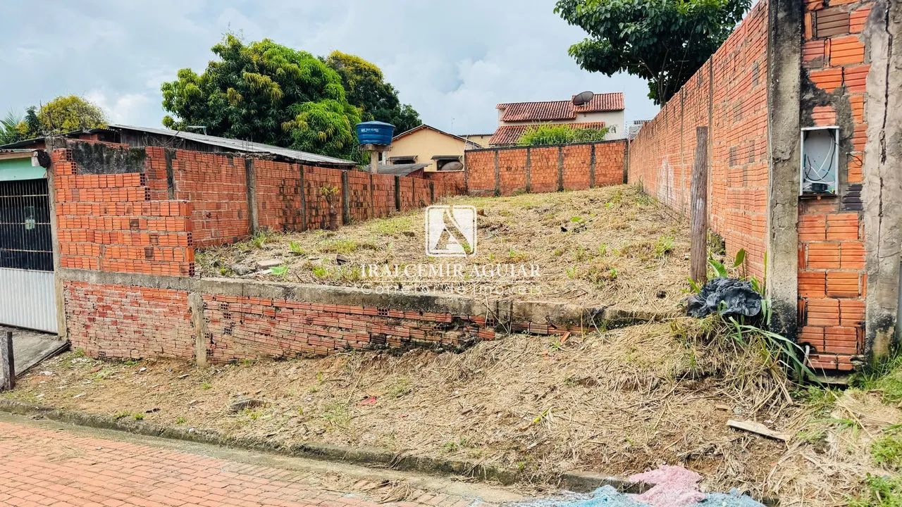 Terrenoà VENDA próximo ao Mercale, Rio Branco - AC.