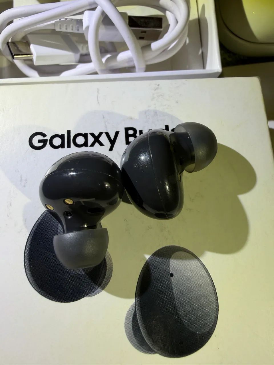 Fone De Ouvido Bluetooth Samsung Galaxy Buds 2 Com ANC - Cor Onix