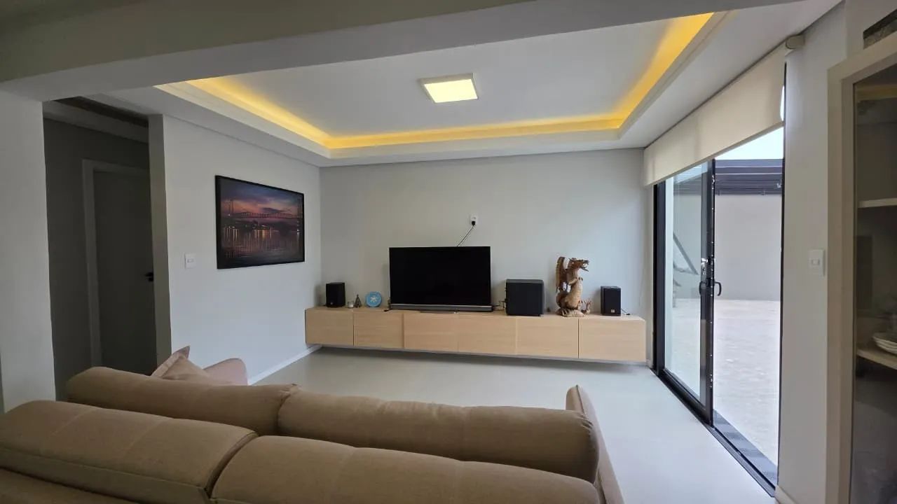 Casa reformada à venda no Carianos - Foto 5