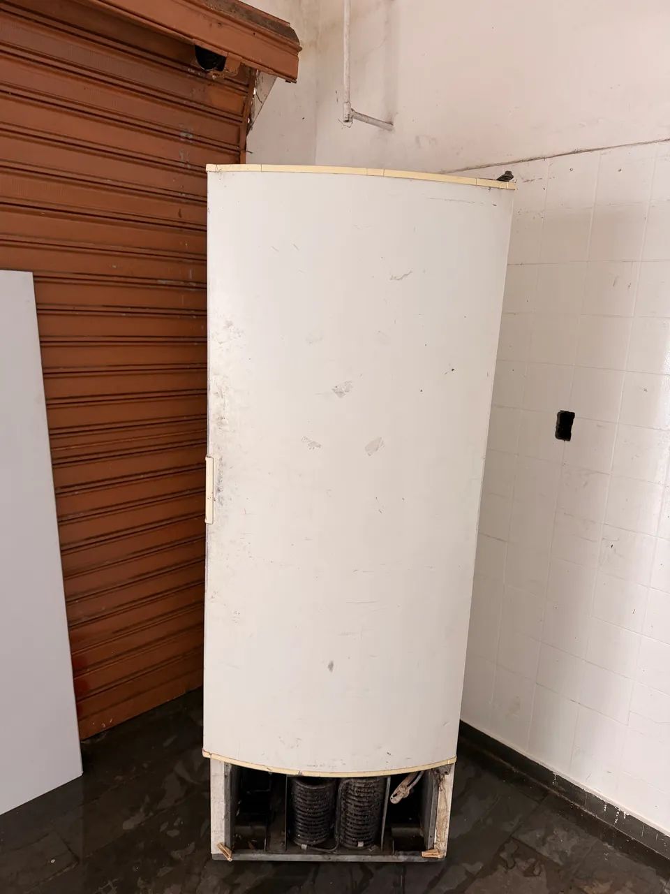 Freezer porta cega