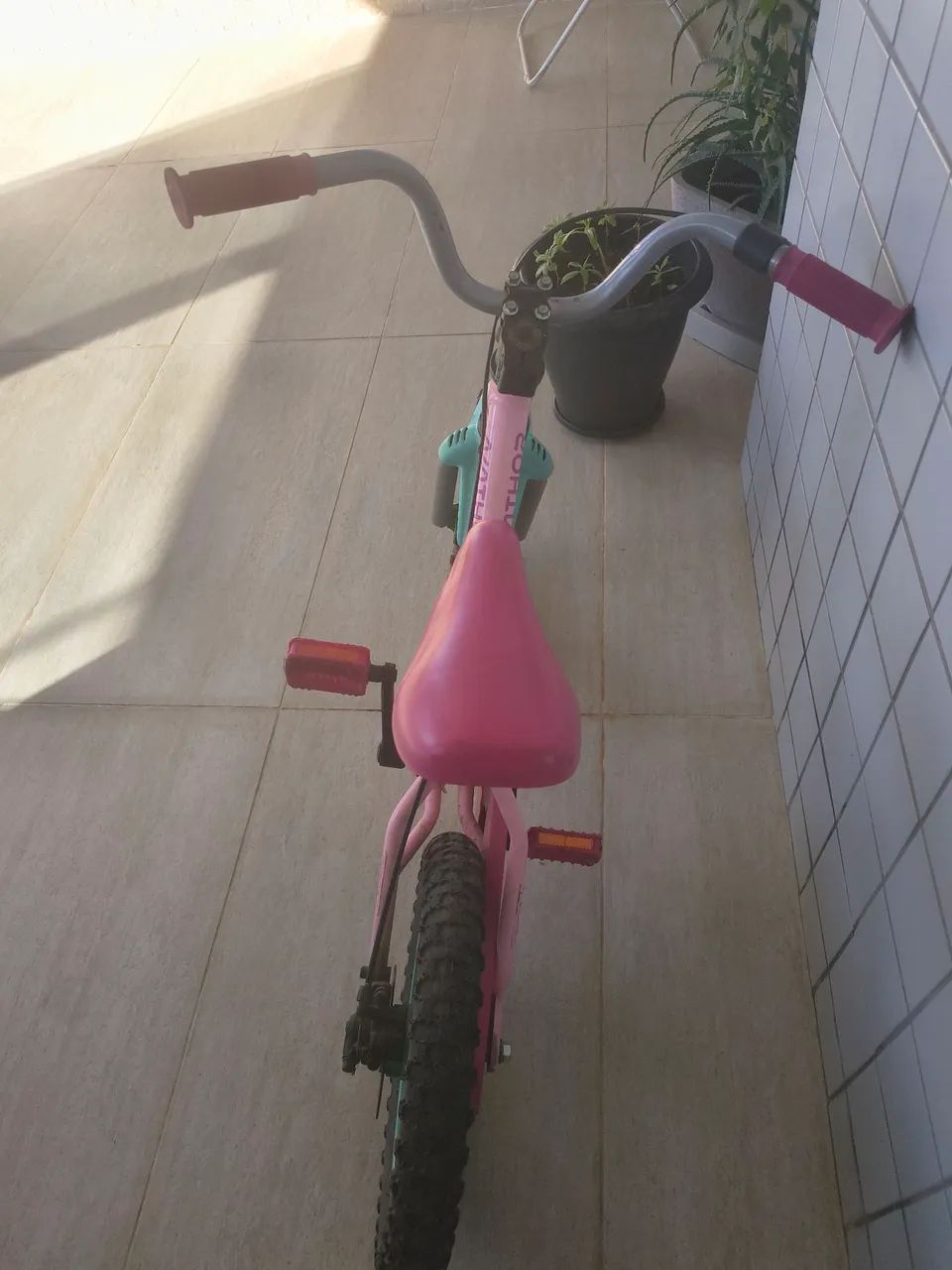 Bicicleta infantil aro 14 - rosa Nathor - Foto 3