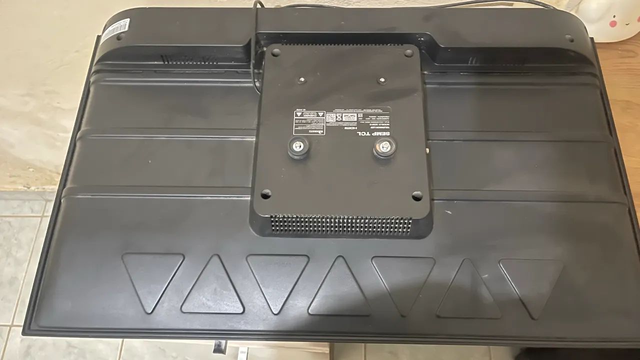 Smart TV SEMP/TCL 32 polegadas ? Pouco uso - Foto 2