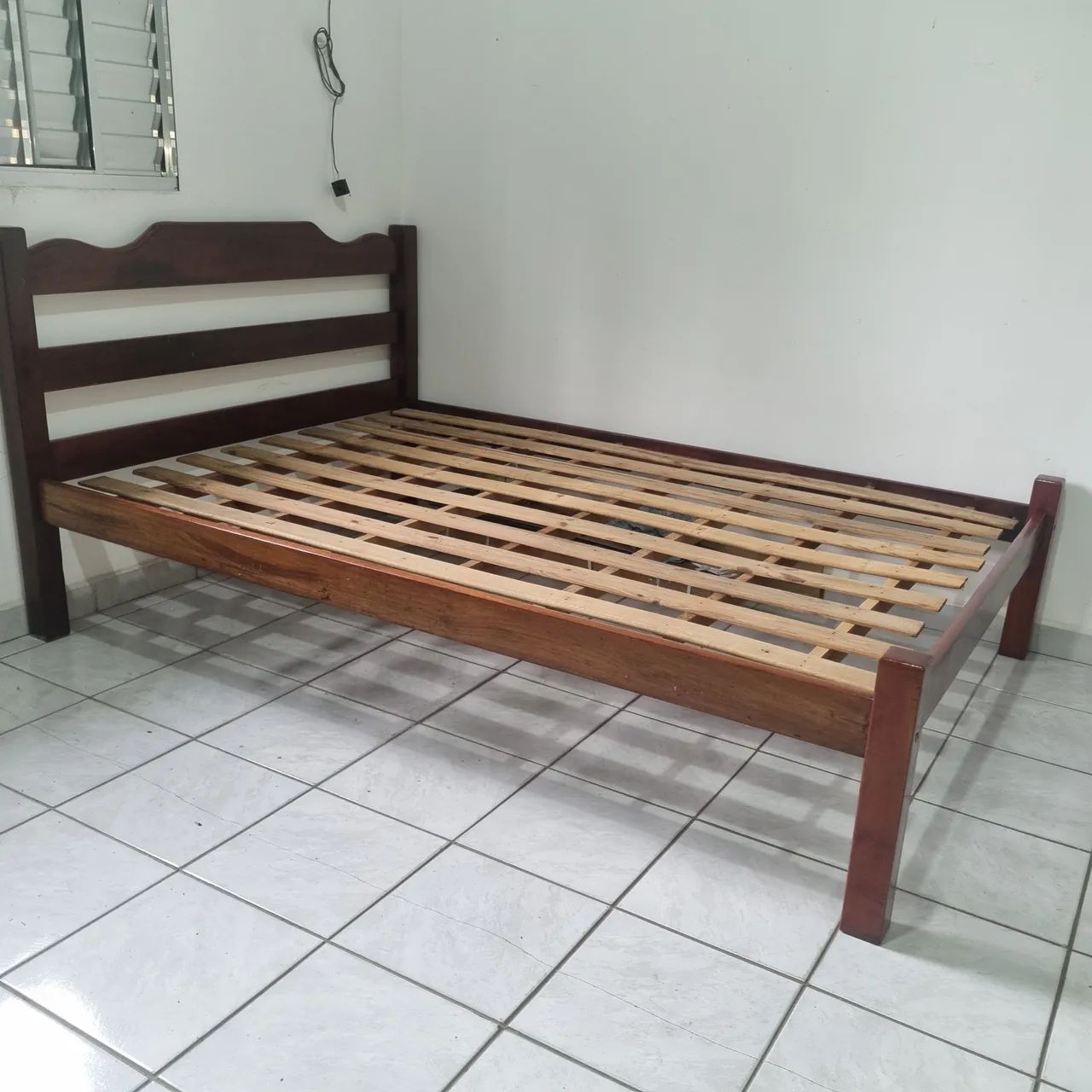 Cama de casal 1.88x1.28