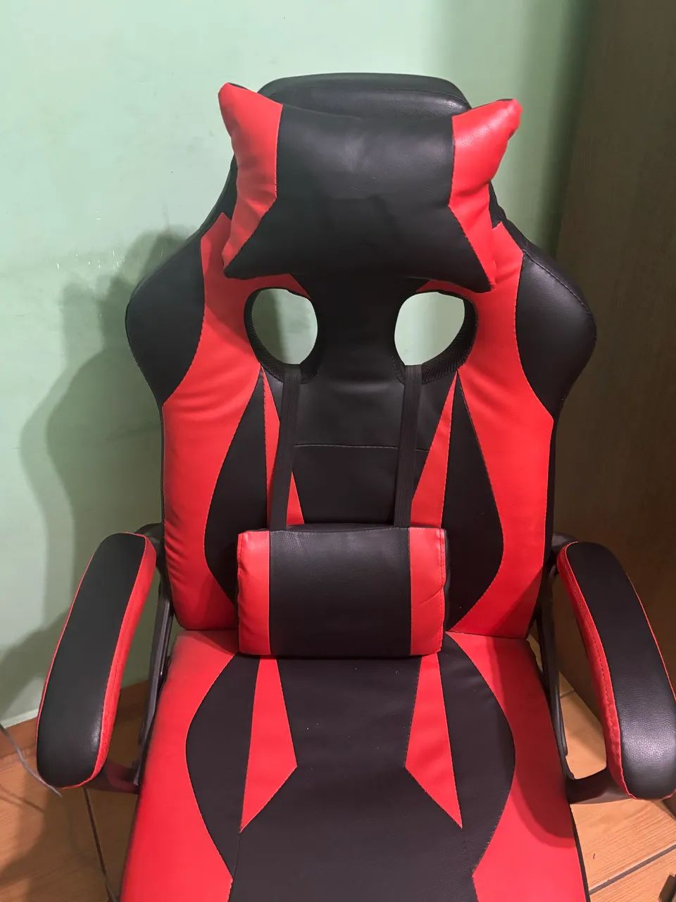 Cadeira Gamer C/ 3 meses de uso - Foto 3