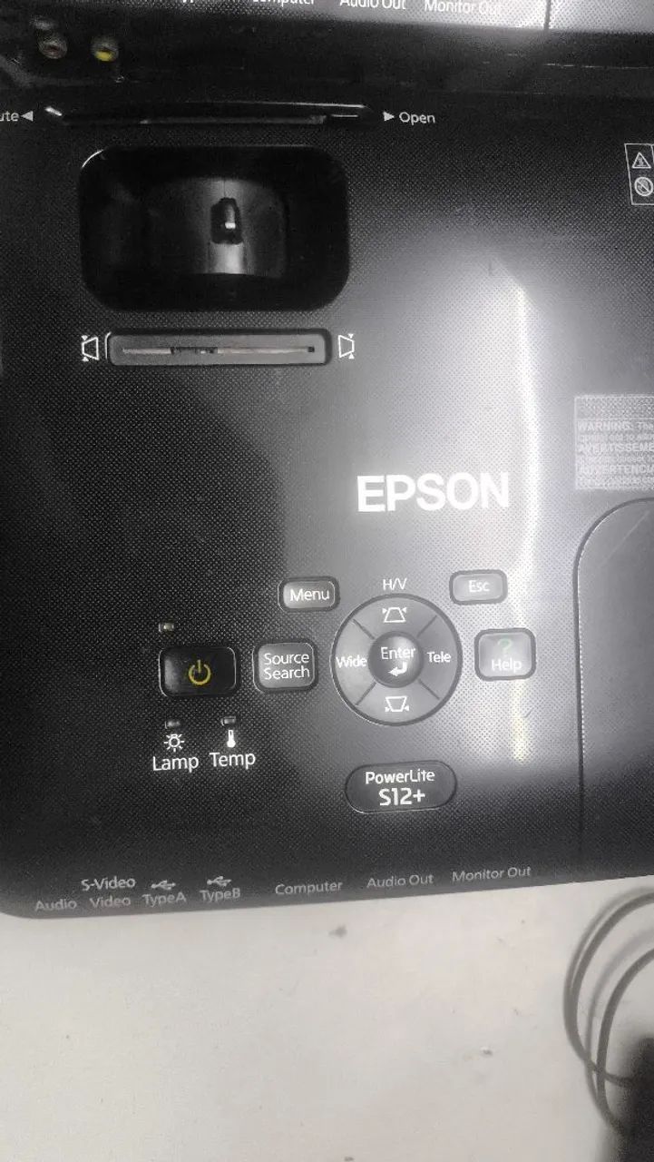 Lote de projetores multimídia Epson S12+ - Foto 3