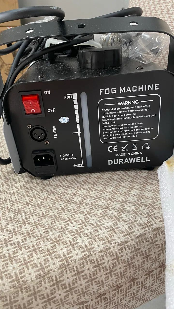 Maquina de fumaça 416602337450414082