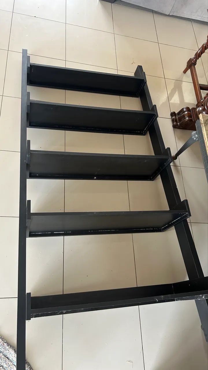 VENDO estante em MDF - Foto 3