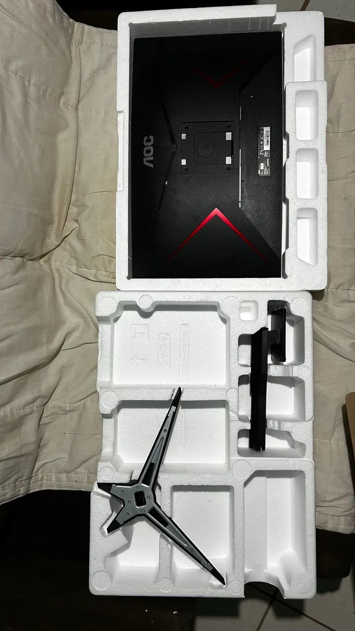 MONITOR GAMER AOC LEGEND C27G2ZE, 27 POL. VA, CURVO, FHD, 0.5MS, 240HZ - Foto 4