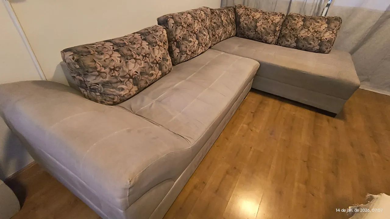 Sofá 4 lugares - Semi novo.  - Foto 3