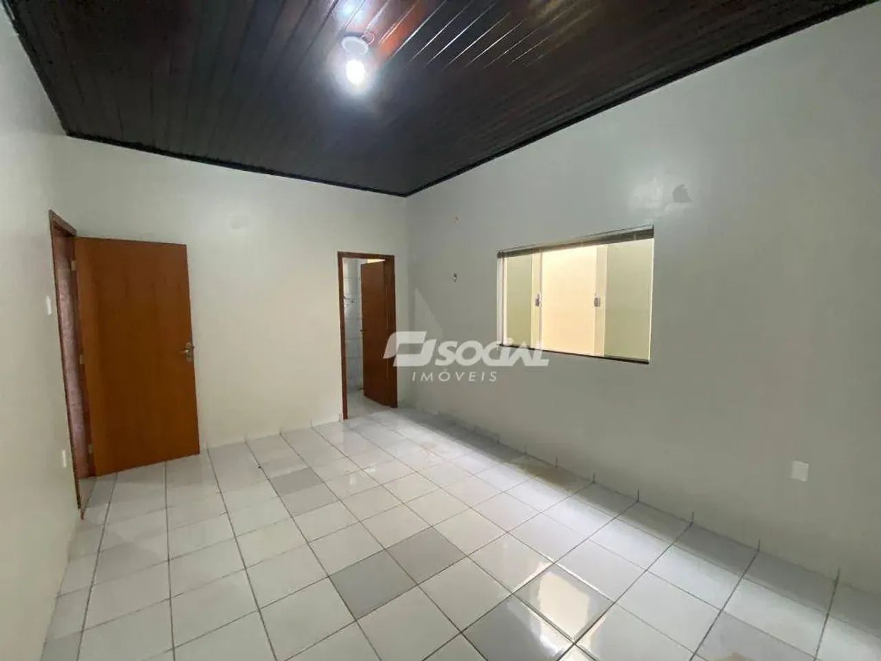 Excelente imóvel para locação e venda em localização privilegiada com amplo espaço interno - Foto 5