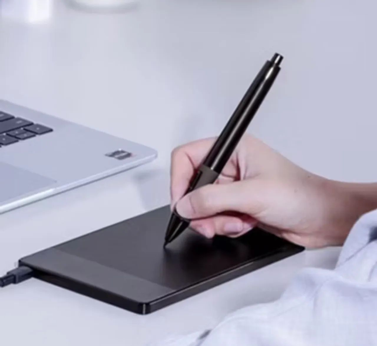 Mesa Digitalizadora Huion Com Caneta E Luva - NOVA Na Caixa (Nunca Usada)? - Foto 3