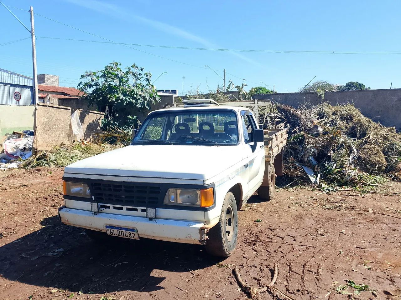 Retirada de massa verde entulhos em geral