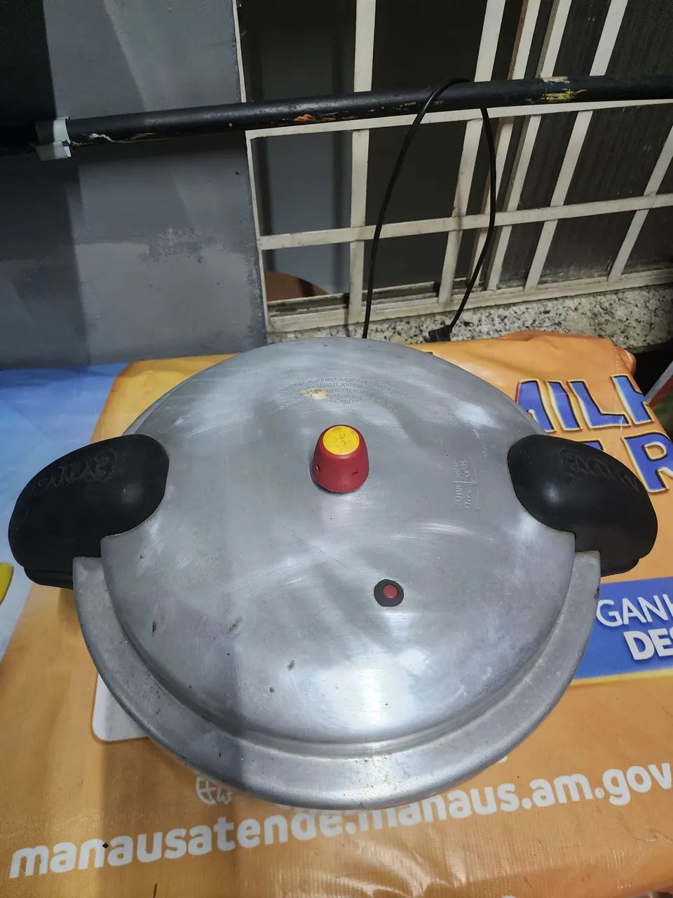 PANELA DE PRESSAO INDUSTRIAL 18L COM ALÇA - Foto 5