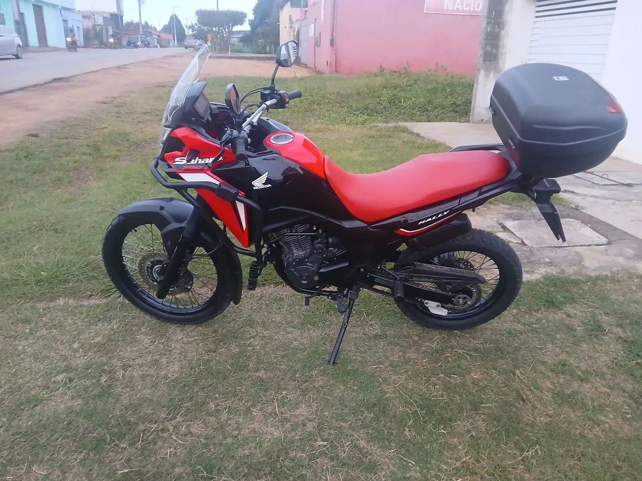 Moto de procedência e muito conservada.  - Foto 3