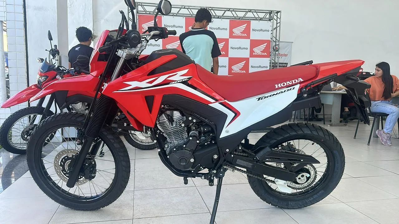 HONDA TORNADO 300 0km - Foto 3