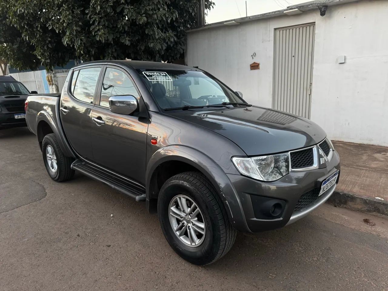 Mitsubishi L200 2012