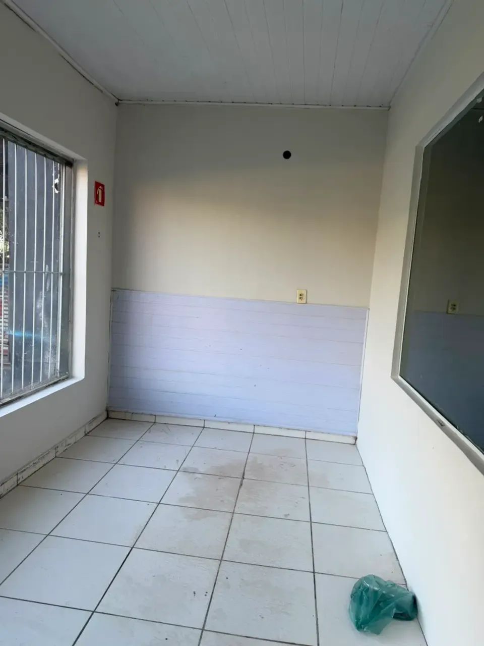 ALUGO SALA COMERCIAL NA MIGUEL SÚTIL, PRÓXIMO À GENERAL MELO - Foto 5