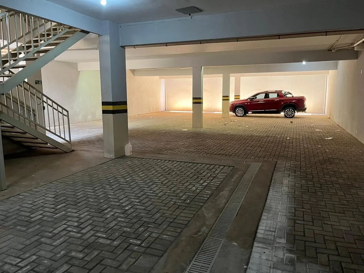ALUGA MEZANINO DE PREDIO 30 MTS2 - Foto 4