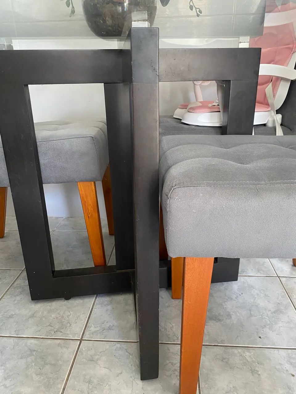 Mesa com 4 Cadeiras - Foto 3